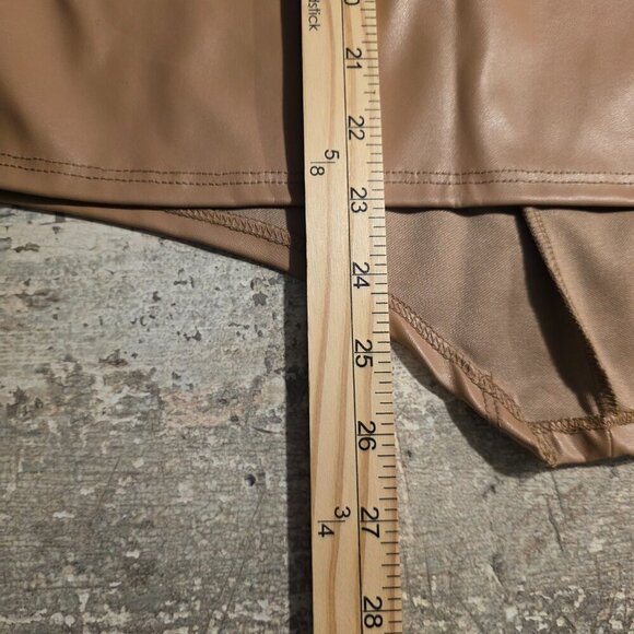 Pretty Little Thing Plus Tan Zip Corset Top Size 26. NWT - Picture 9 of 9